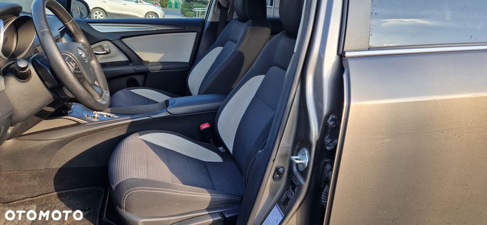 Toyota Avensis Touring Sports 1.8 Multidrive S Edition-S - 12
