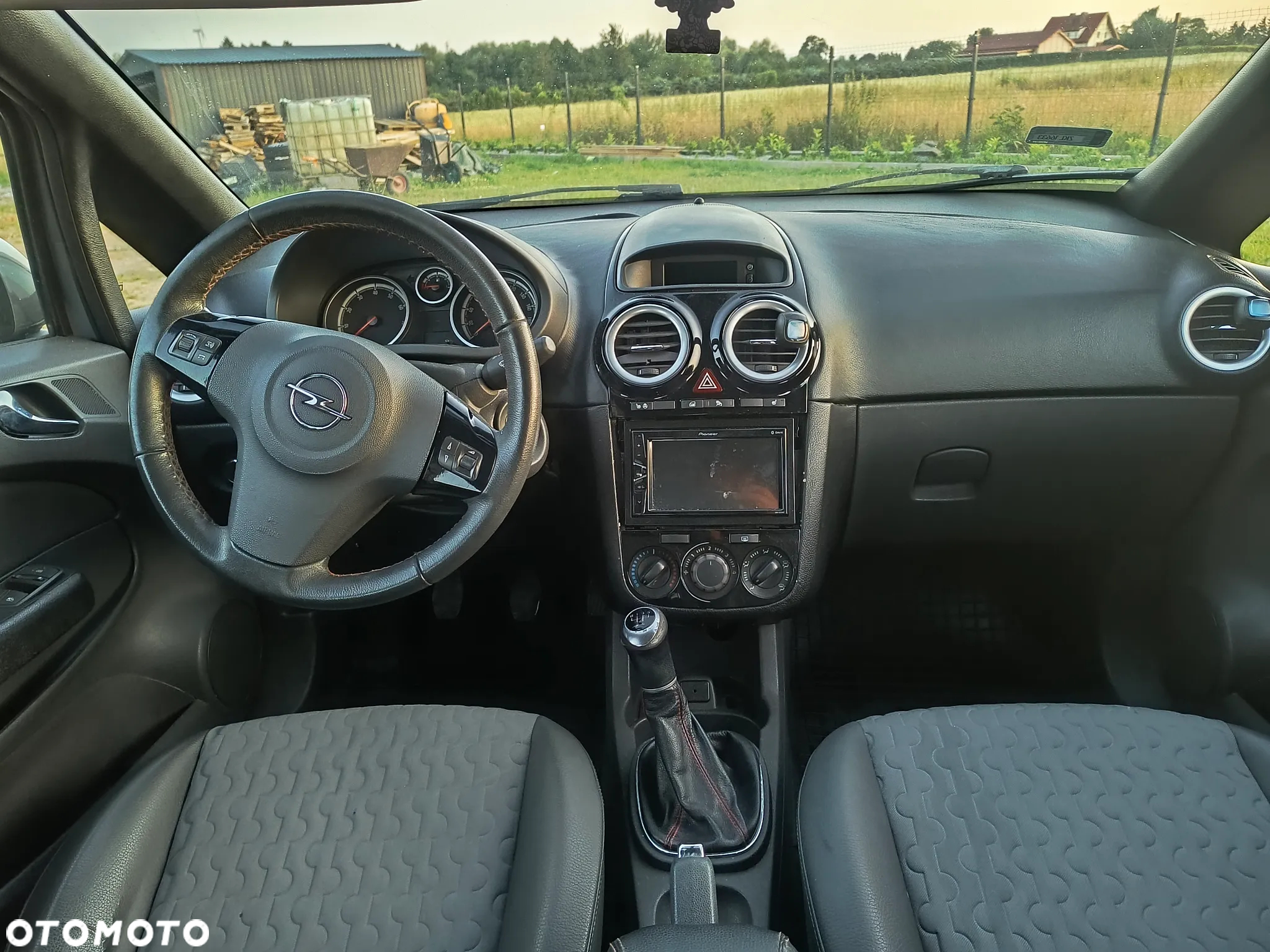 Opel Corsa - 10