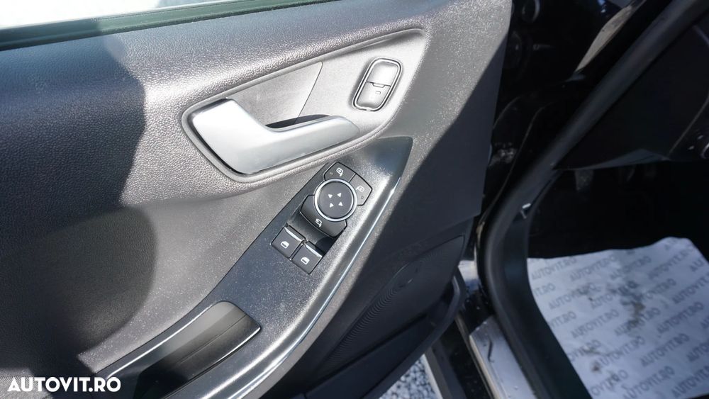 Ford Fiesta 1.0 EcoBoost Start-Stop ST-LINE - 16