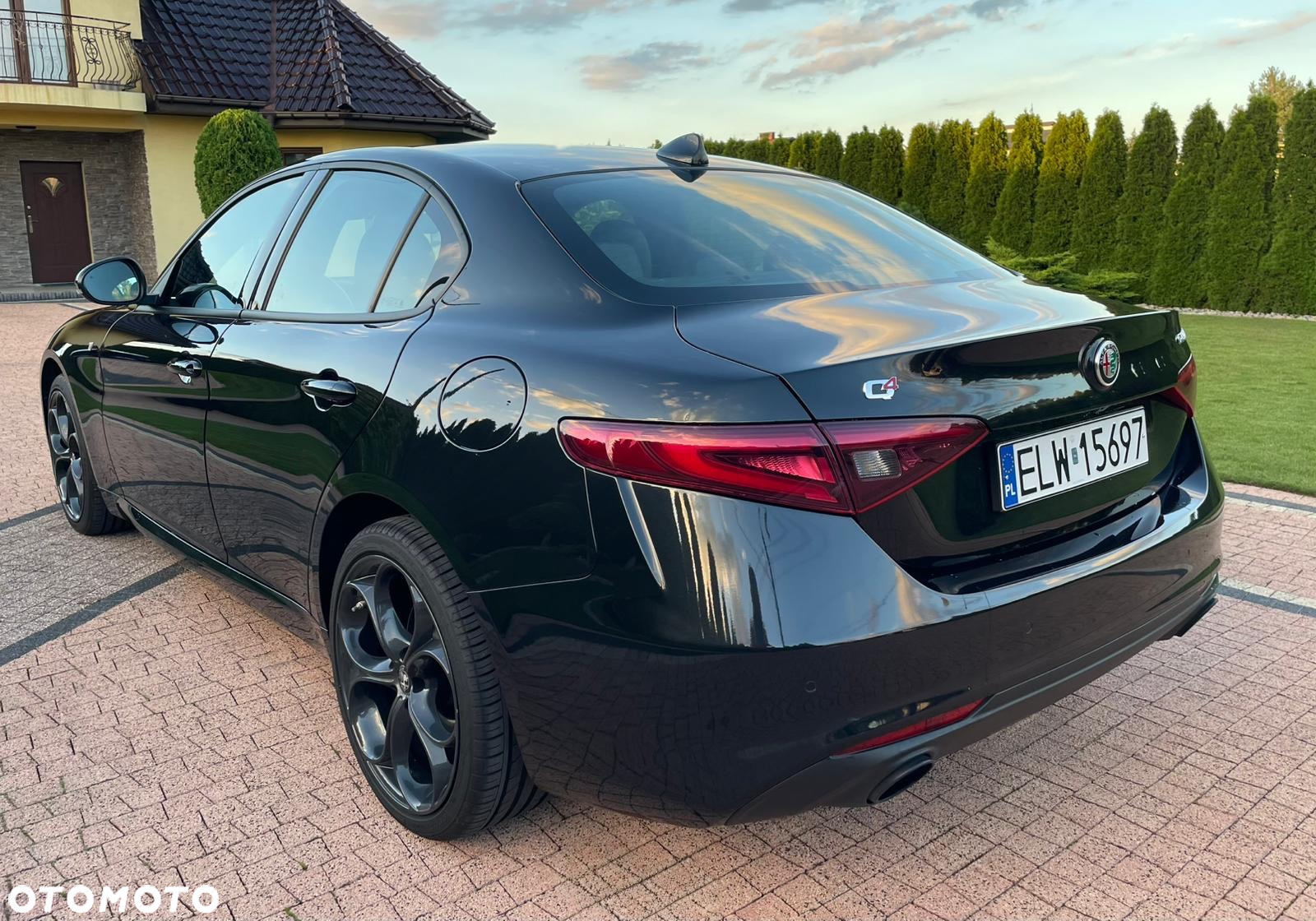 Alfa Romeo Giulia 2.0 Turbo TI Q4 - 4