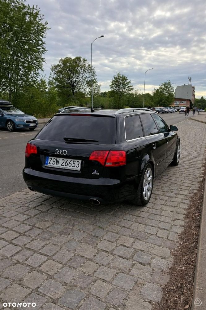 Audi A4 Avant 2.0 TDI DPF - 9