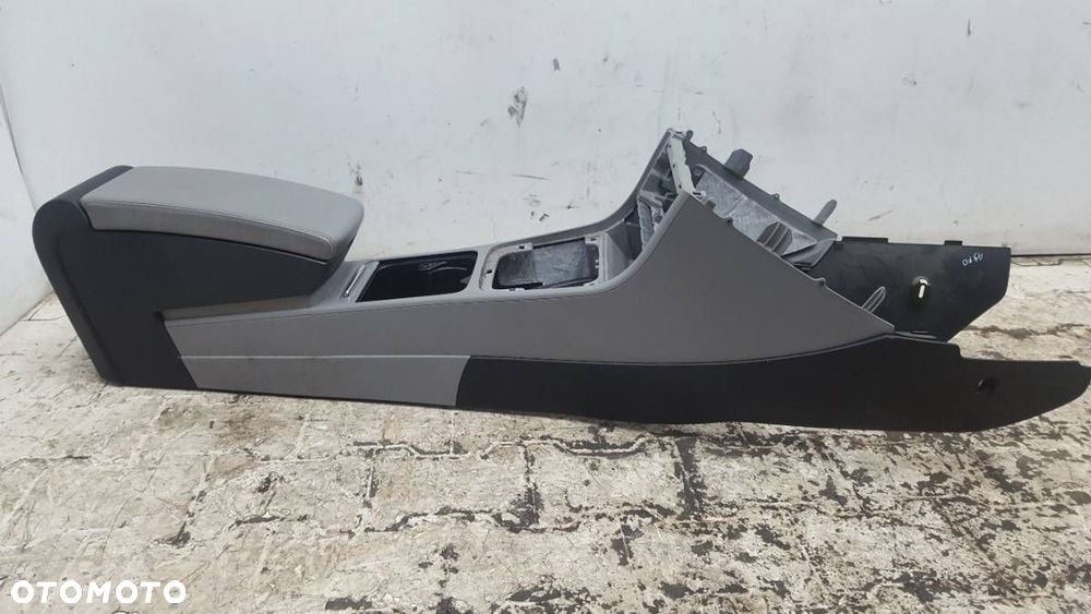 TUNEL ŚRODKOWY VW PASSAT B6 KOMBI EUROPA 2007 - 7