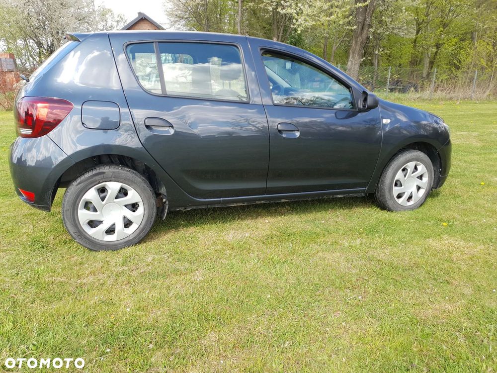 Dacia Sandero - 1