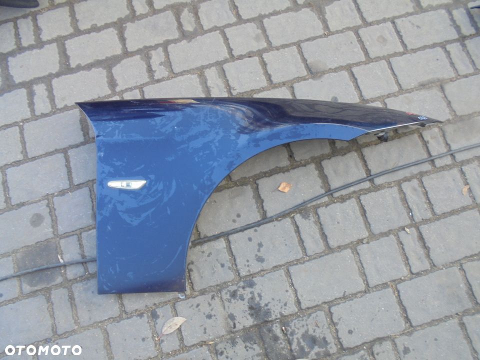 BŁOTNIK PRAWY BMW 3 E90 - 1