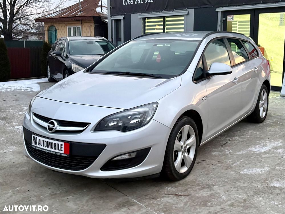 Opel Astra 1.4 Turbo ECOTEC Cosmo - 11