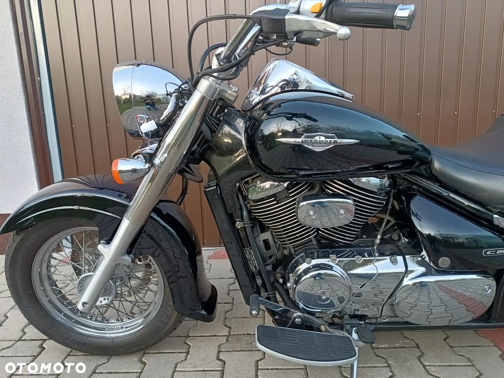 Suzuki Intruder - 24