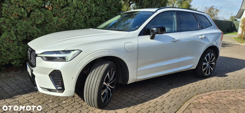 Volvo XC 60 T8 Plug-In Hybrid AWD Ultra Dark - 6