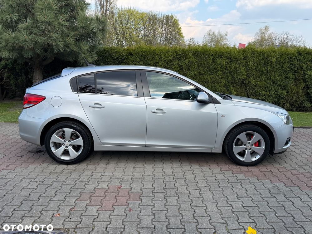 Chevrolet Cruze 1.8 LT+ - 6