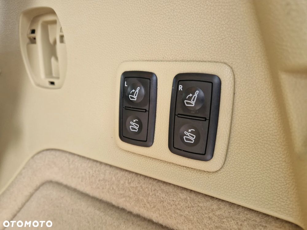 Mercedes-Benz GL - 13