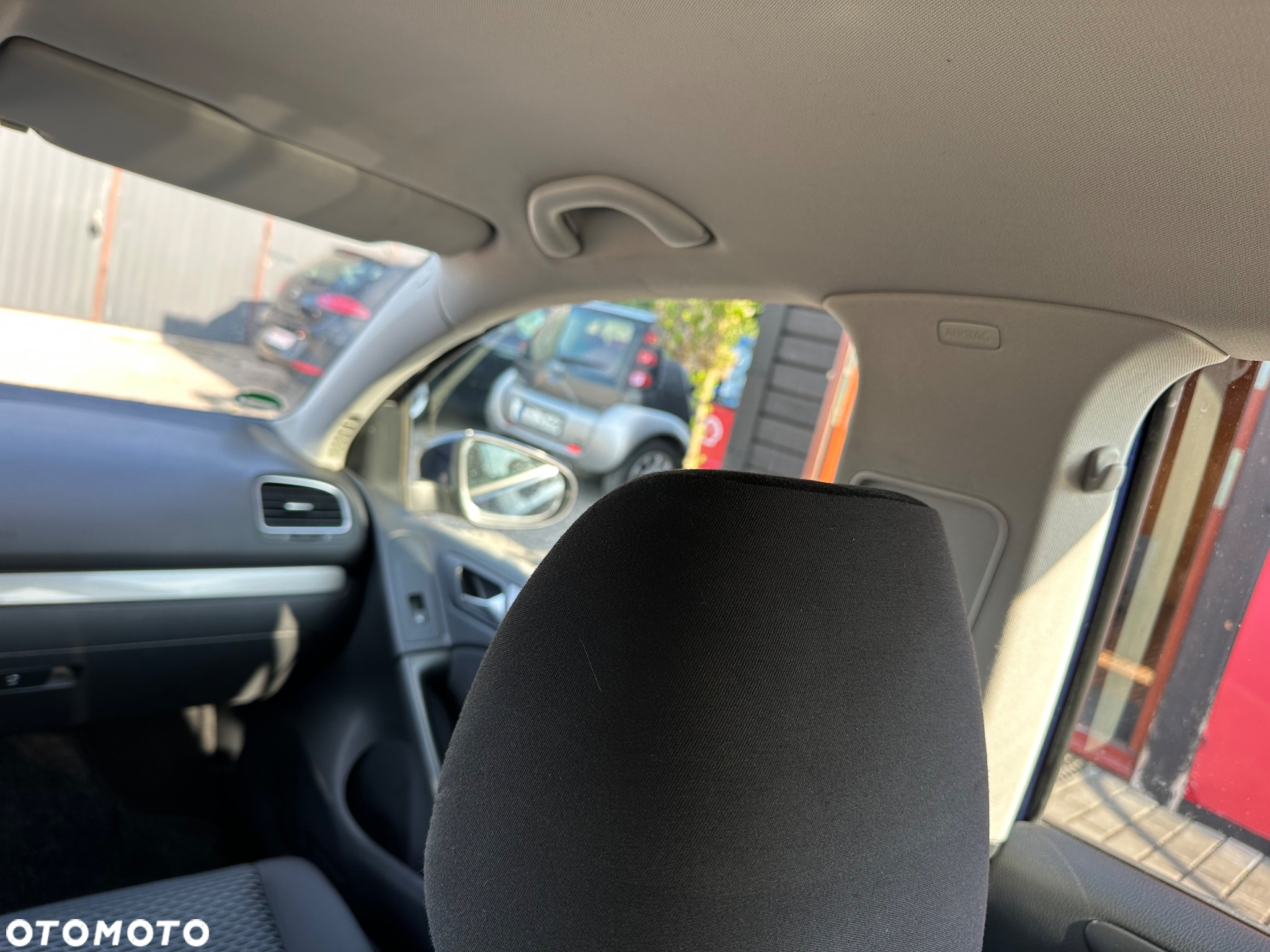 Volkswagen Golf 1.6 TDI DPF Comfortline - 16