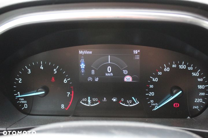 Ford Focus 1.0 EcoBoost Titanium - 26