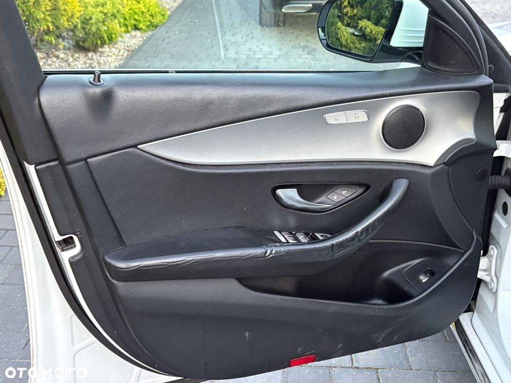 Mercedes-Benz Klasa E 220 d 9G-TRONIC Avantgarde - 18