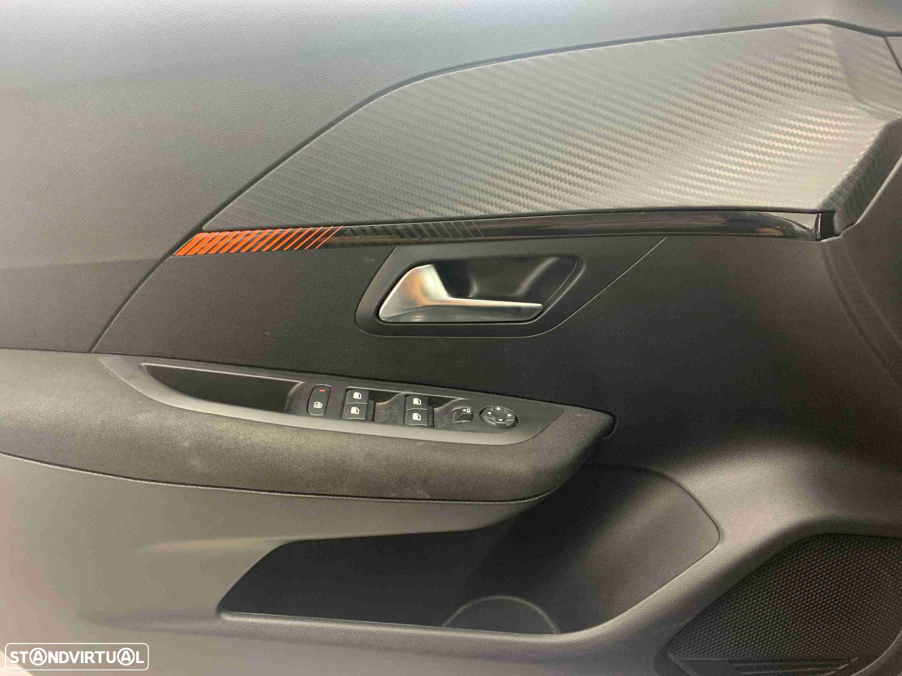 Peugeot 208 1.2 PureTech Active Pack - 11