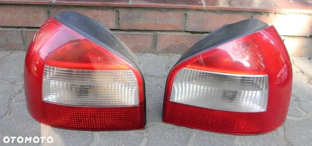 lampa tył prawa lewa AUDI A3 8l lift 00-01