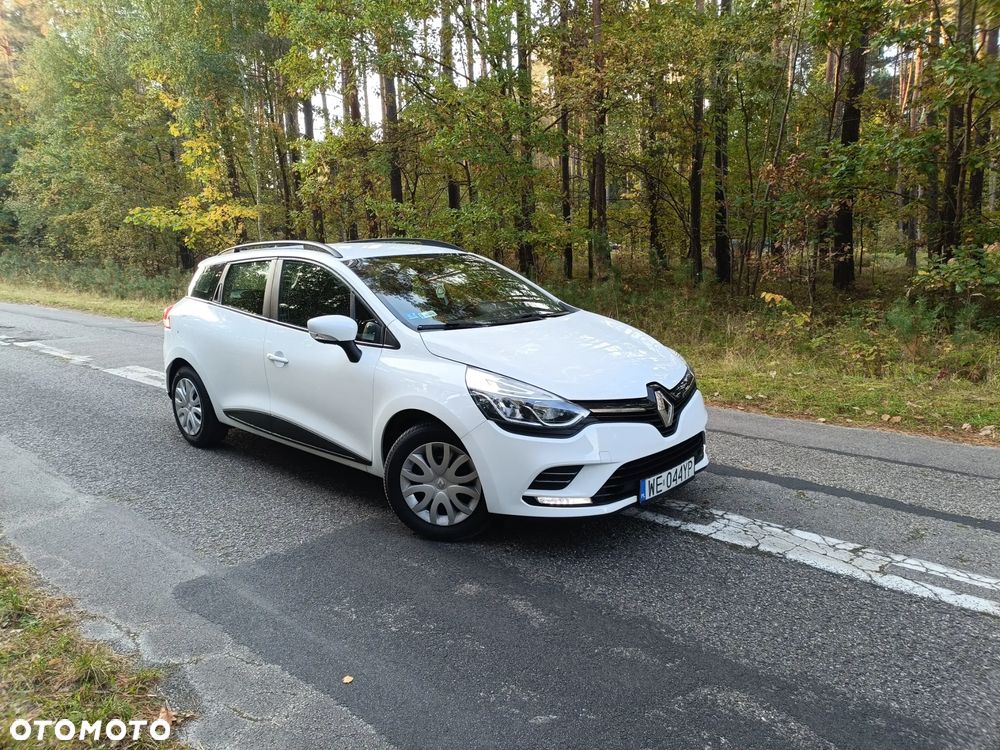 Renault Clio - 19