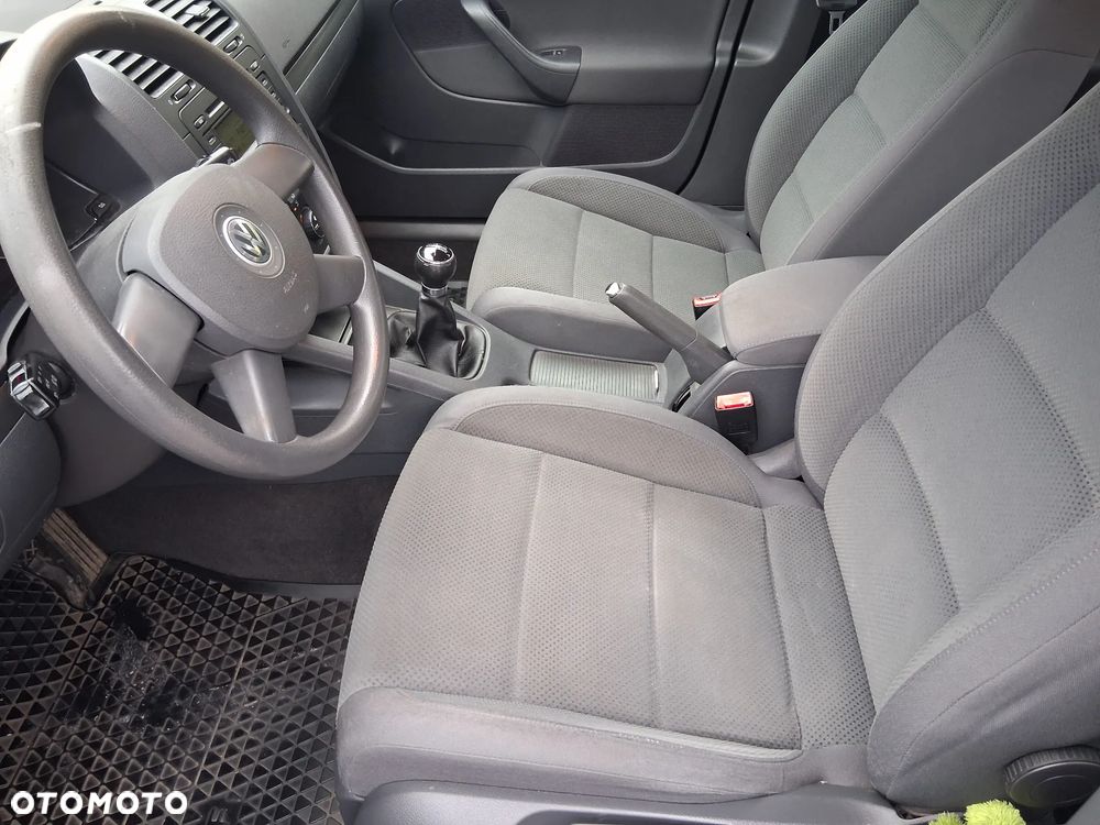 Volkswagen Golf - 9