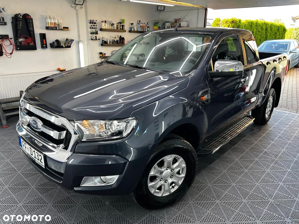 Ford Ranger XLT - 27