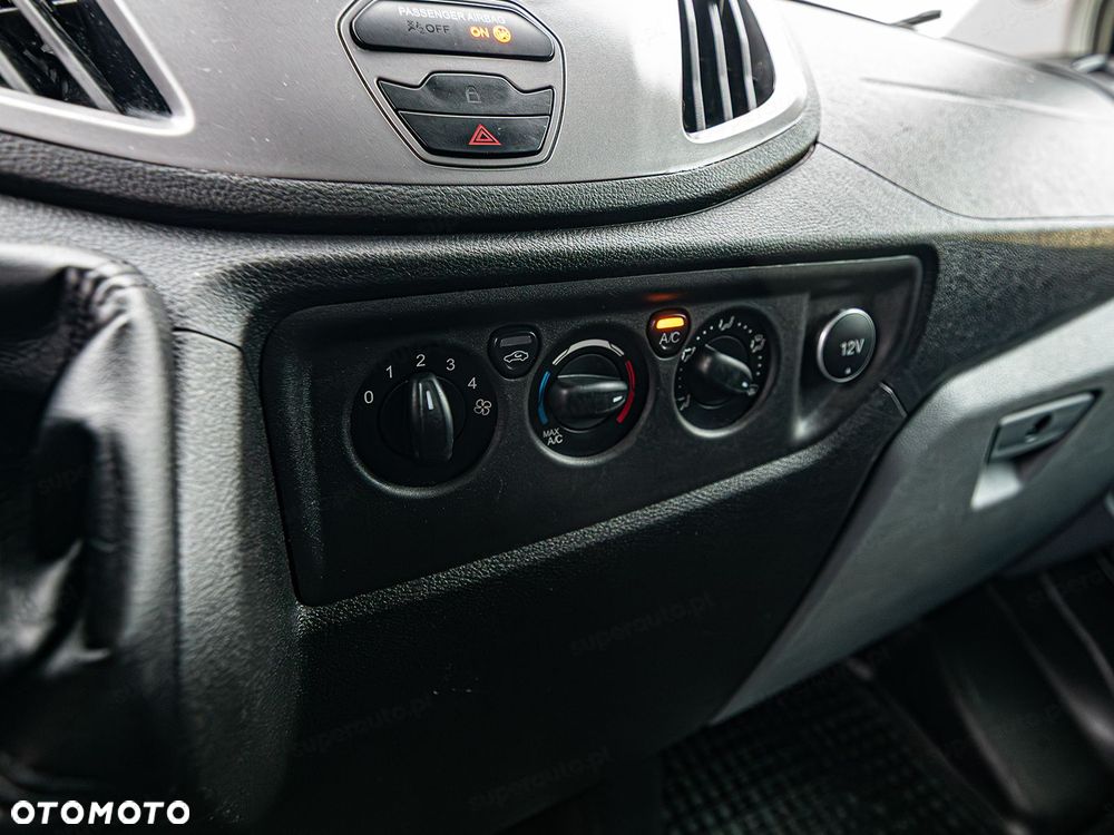 Ford Transit - 21