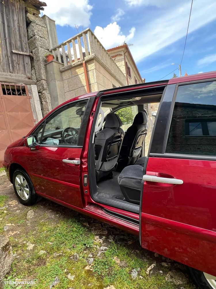 Citroën C8 2.2 HDi Exclusive - 4
