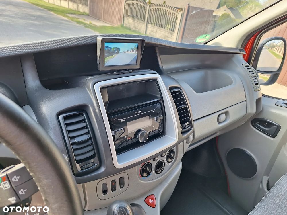 Renault Trafic - 32