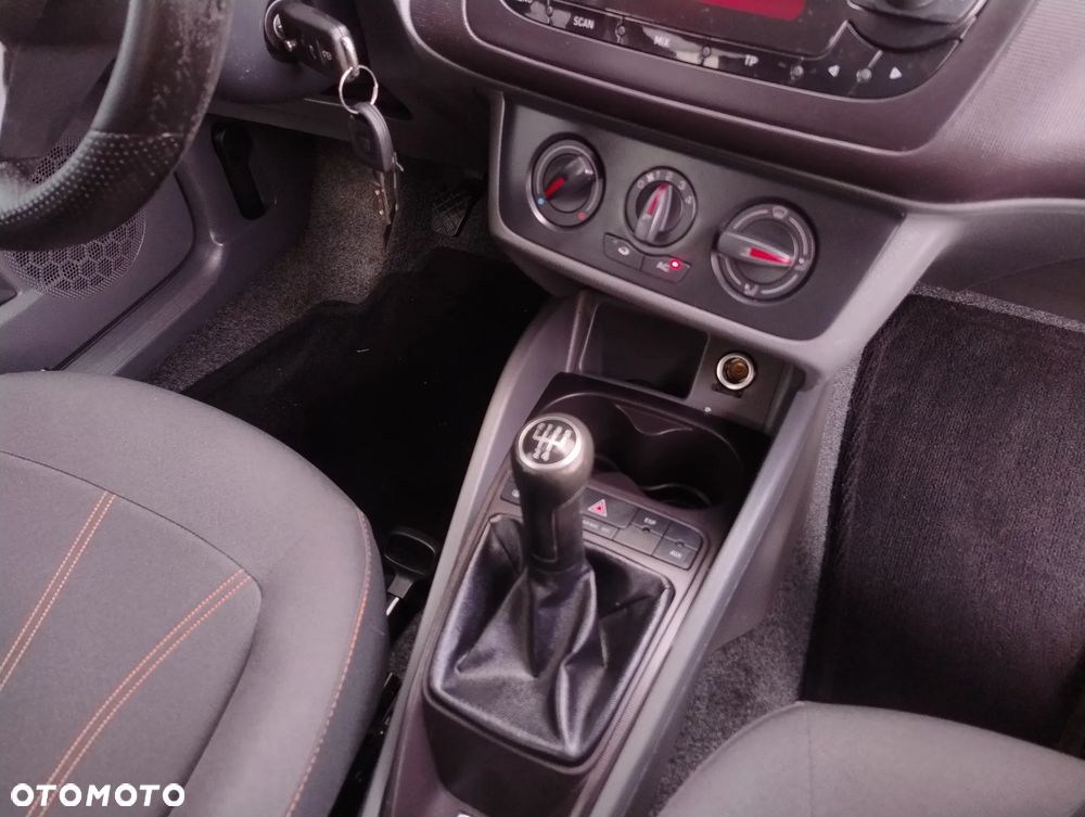 Seat Ibiza 1.4 16V Style - 18
