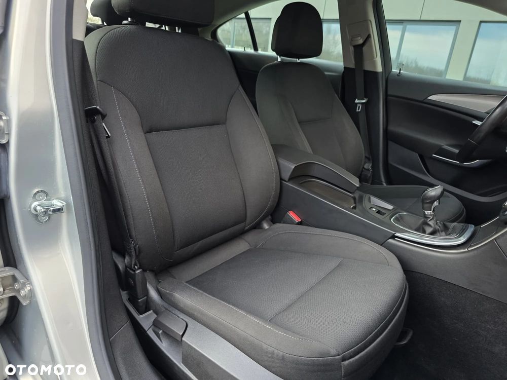 Opel Insignia - 9
