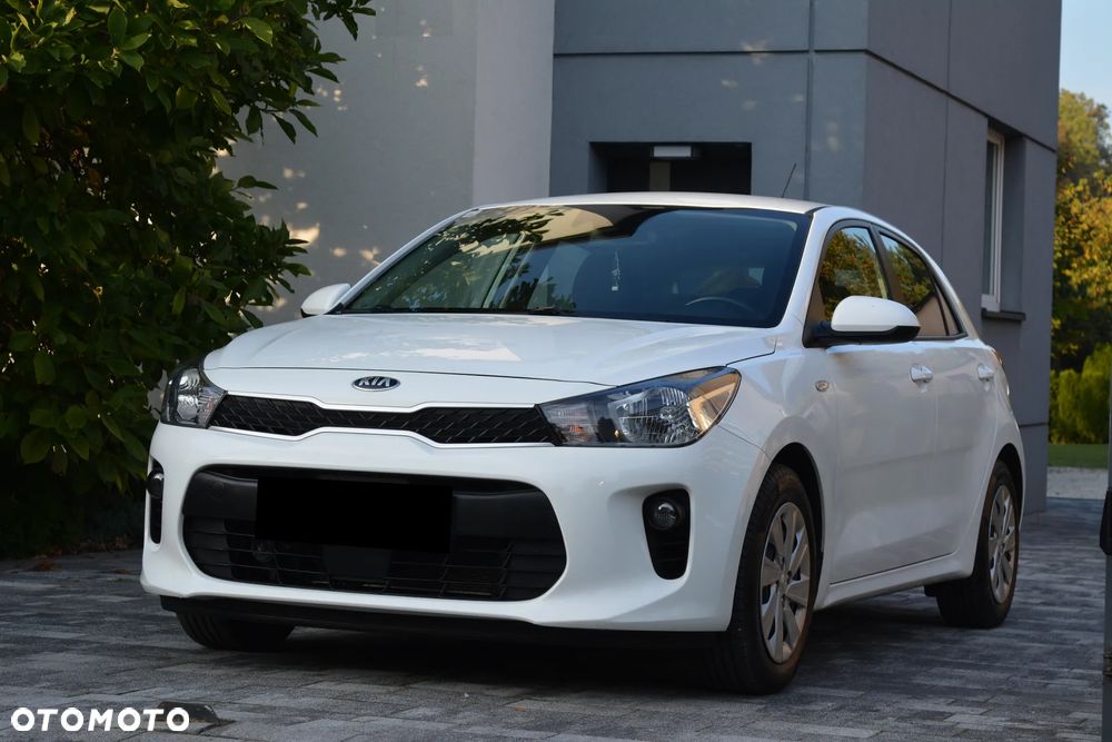 Kia Rio 1.2 L - 14