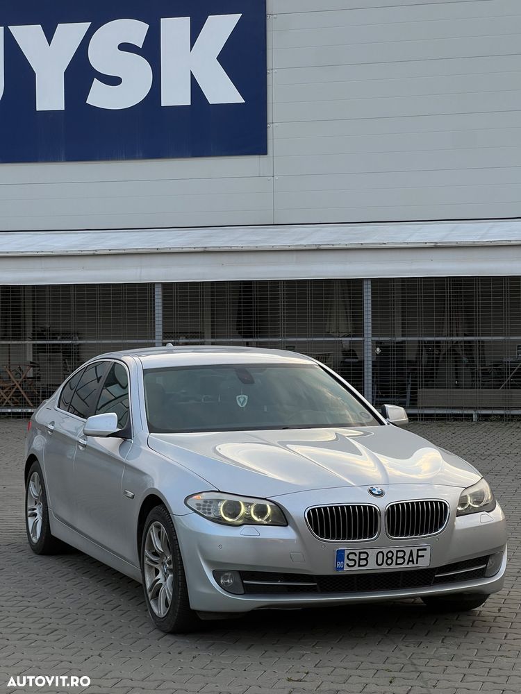 BMW Seria 5 525d xDrive - 2
