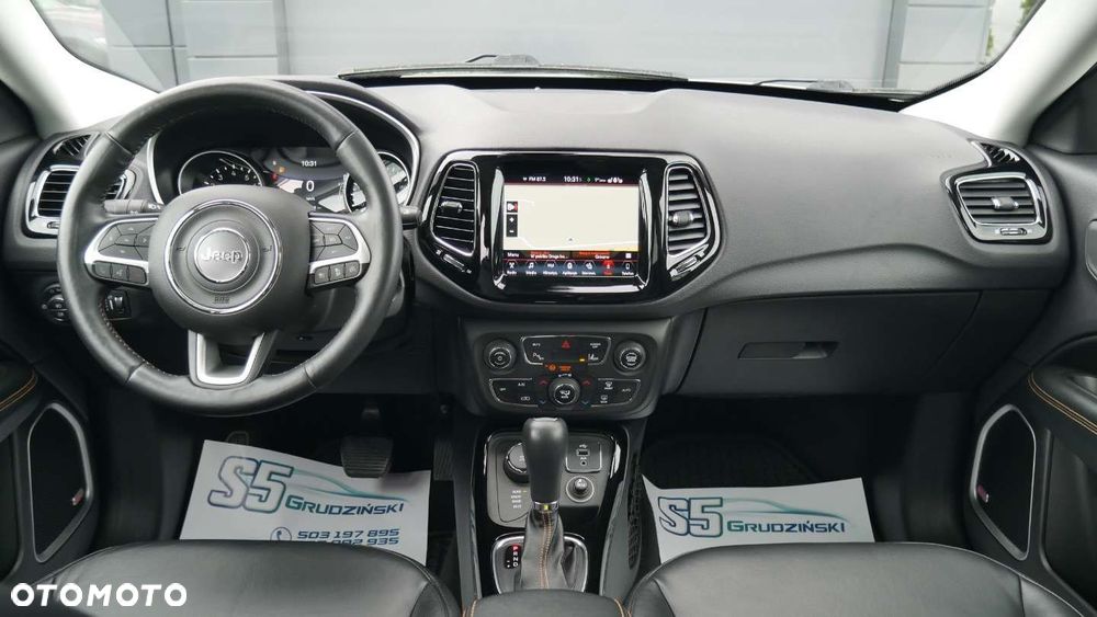 Jeep Compass - 9