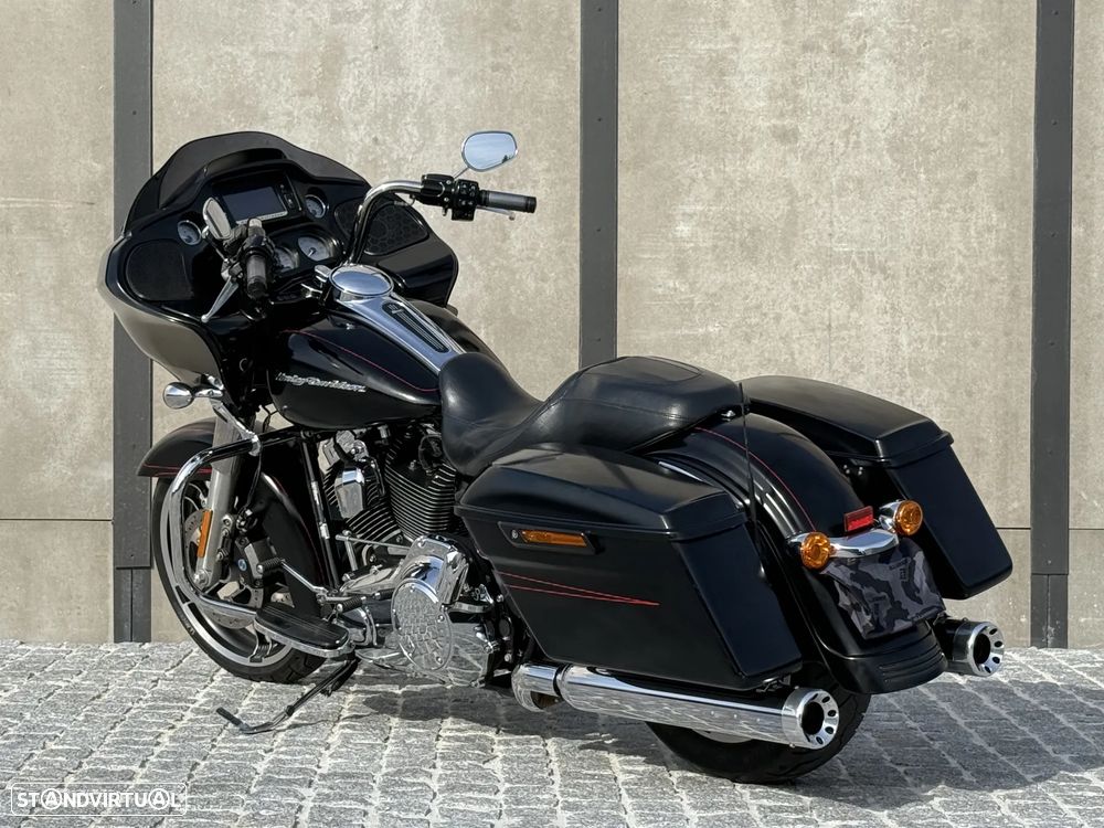 Harley-Davidson FLT Road Glide Special | Black Denim - 8