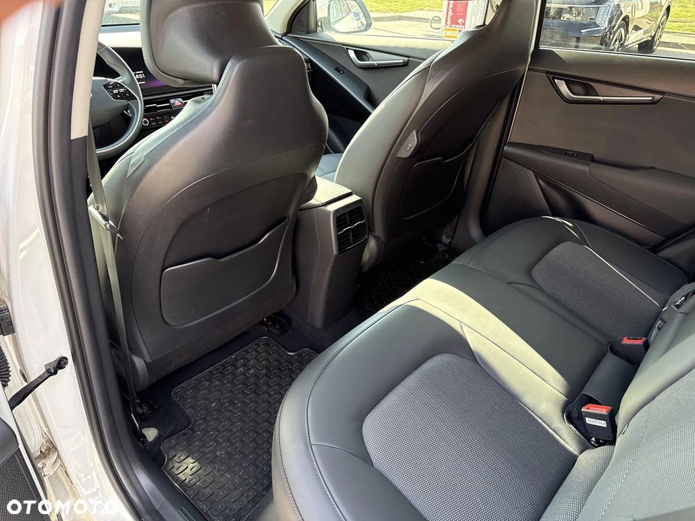 Kia Niro 64kWh L - 24