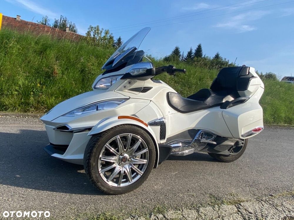 Can-Am Spyder - 1