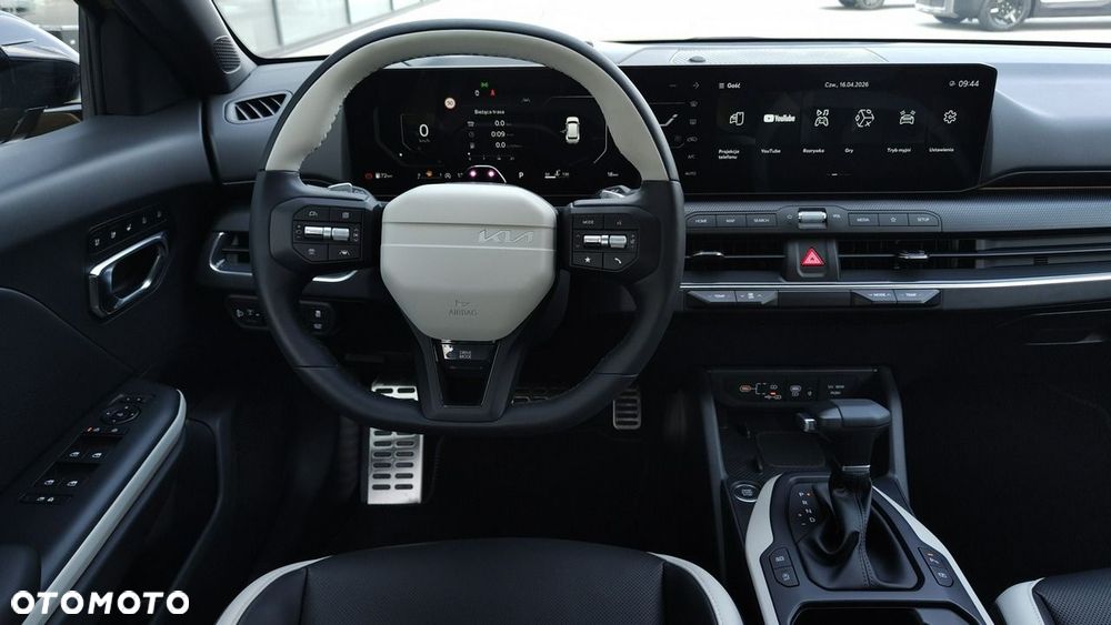 Kia K4 - 17