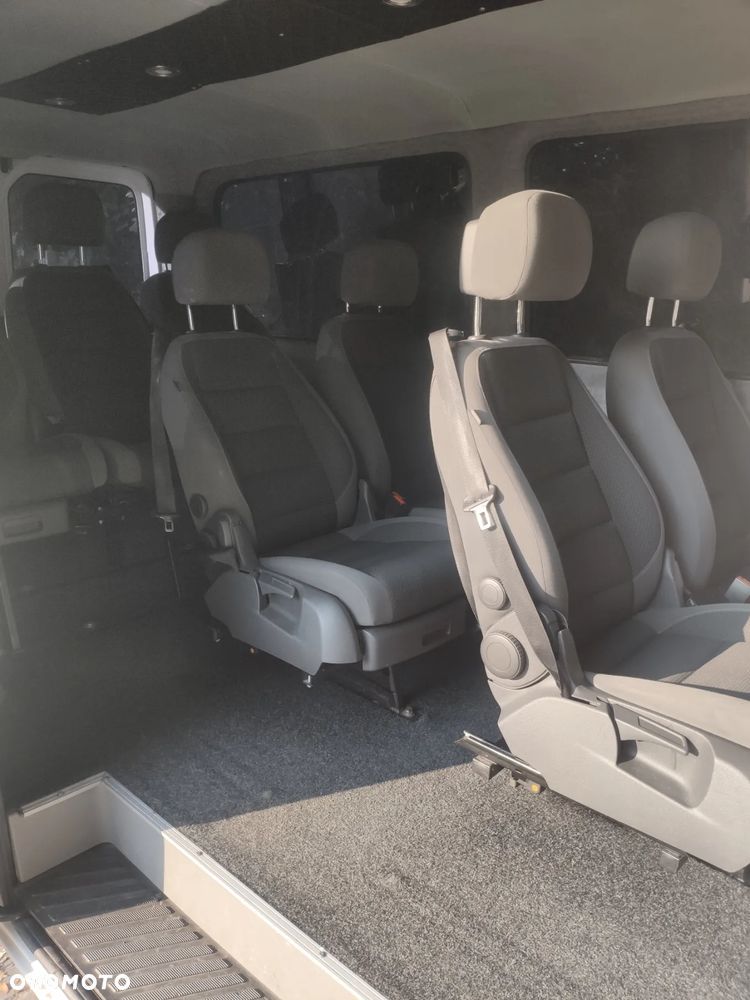 Mercedes-Benz Sprinter - 16