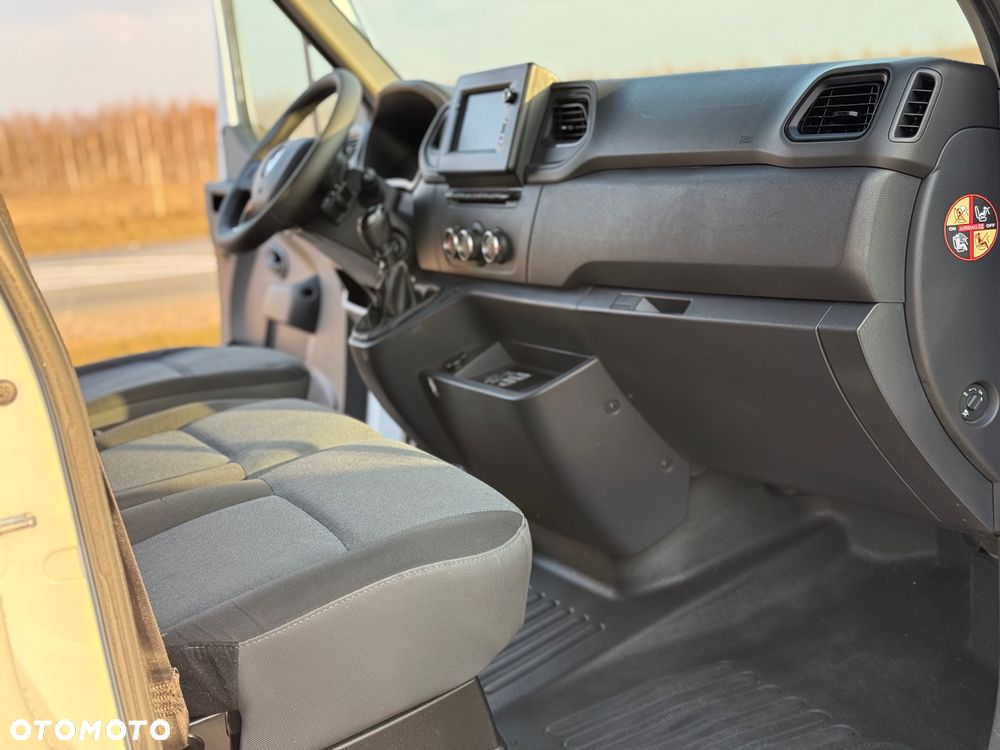 Renault Master - 15