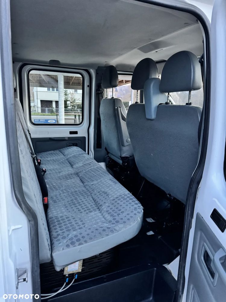 Ford Transit - 12