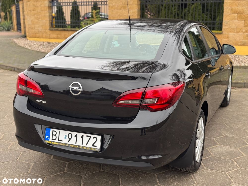 Opel Astra 1.6 Active - 8