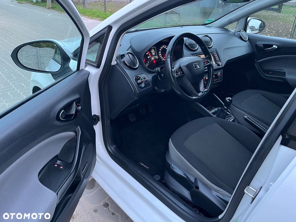Seat Ibiza 1.2 TSI CONNECT - 23