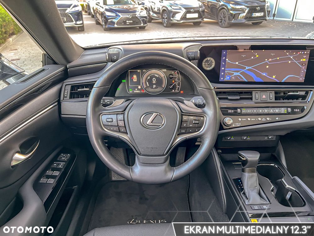 Lexus ES 300h Business Edition - 17