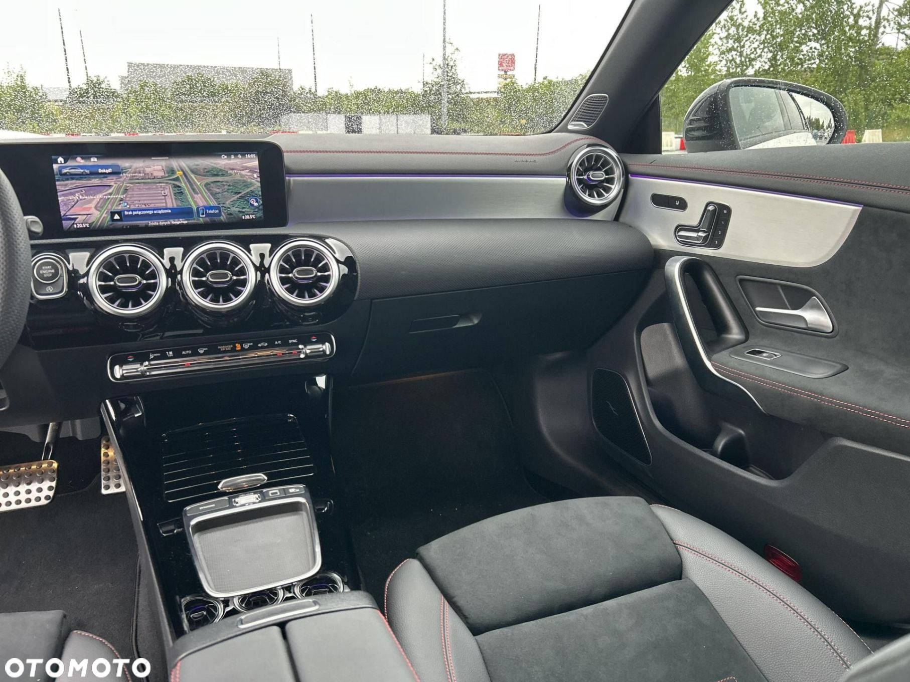Mercedes-Benz CLA - 23
