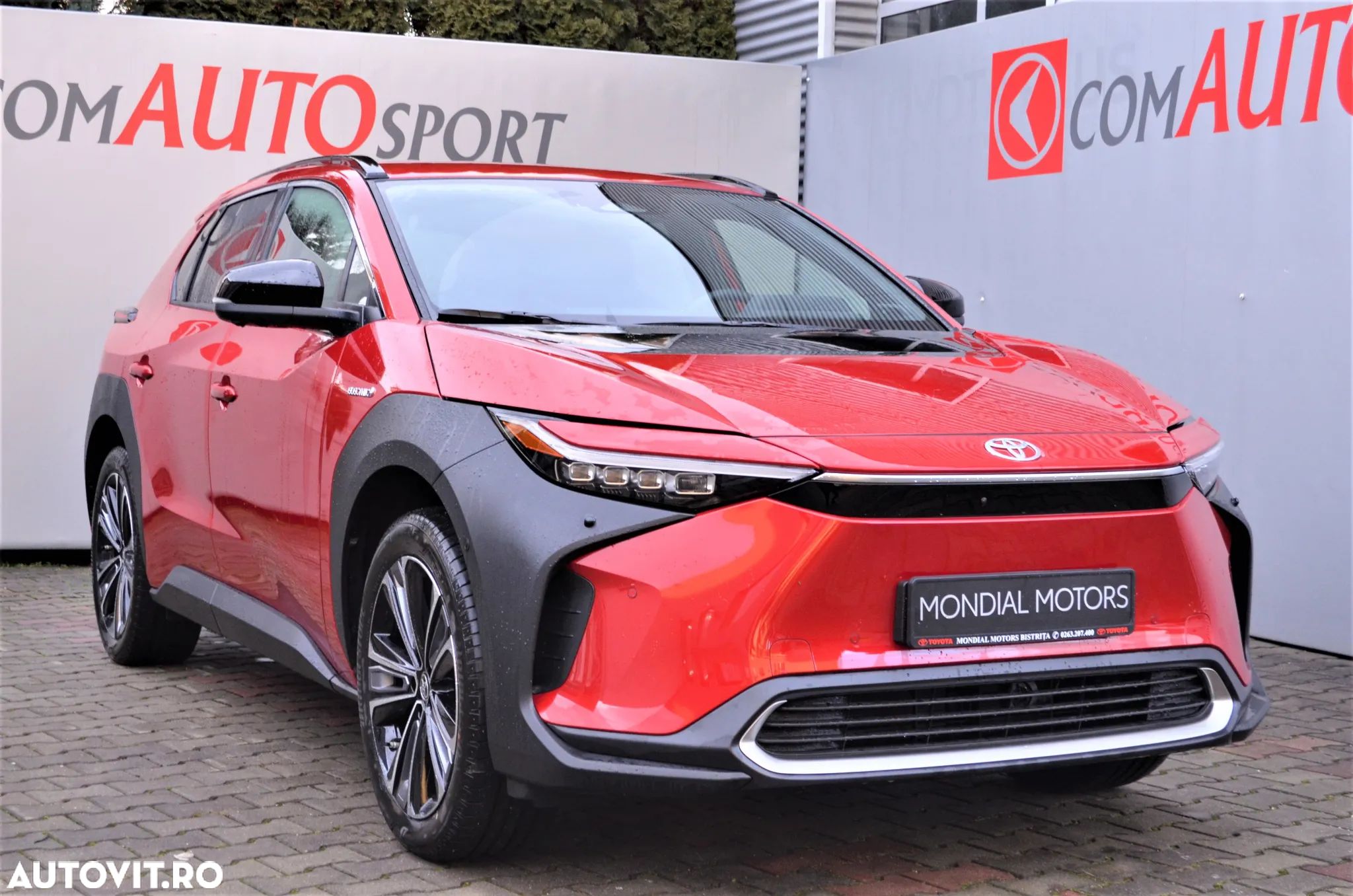 Toyota BZ4X 160 KW AWD (4x4) Luxury - 1