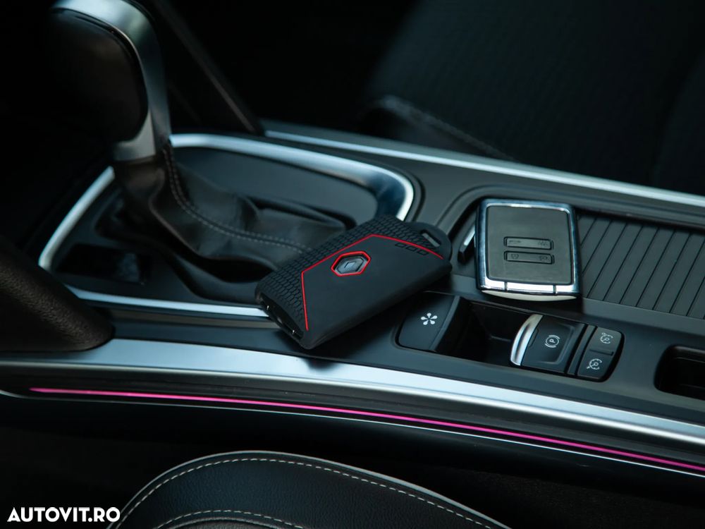 Renault Megane ENERGY dCi 110 EDC BOSE EDITION - 24