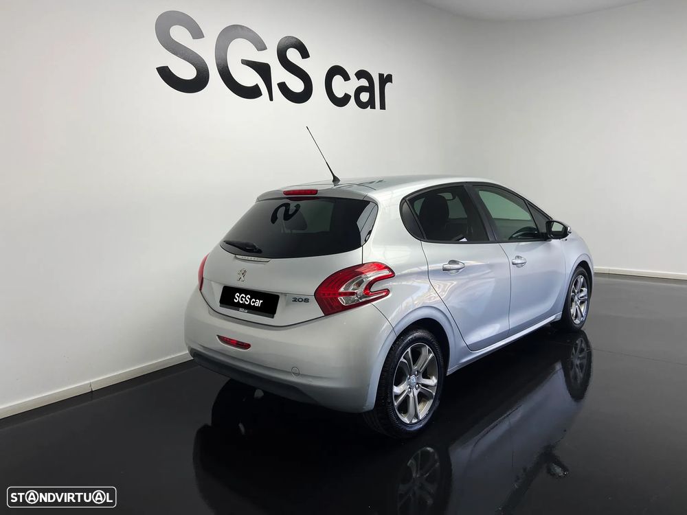 Peugeot 208 1.2 PureTech Style - 4