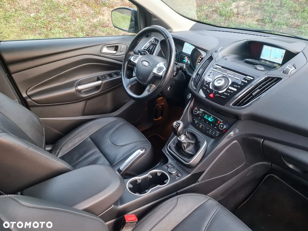 Ford Kuga 2.0 TDCi Titanium - 37