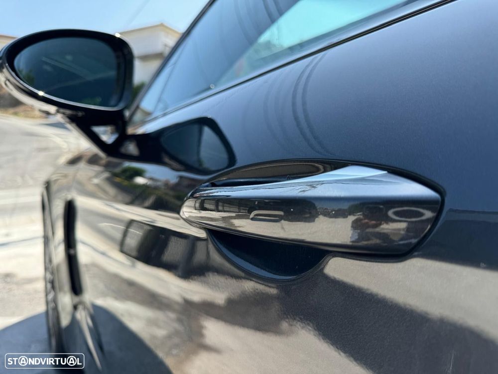 Porsche Panamera 4 S - 34