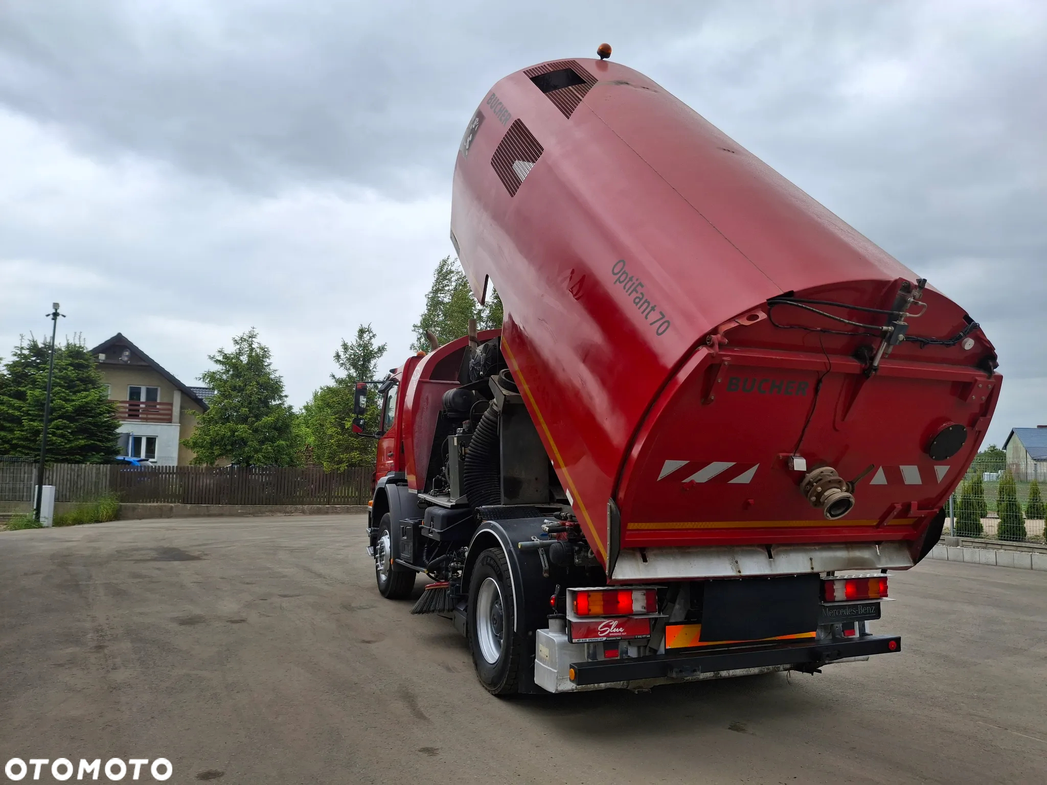 Mercedes-Benz Axor 1829 Zamiatarka Optifant70 2 Silniki Szczotki Lewa i Prawa Strona Karcher PM10 Listwa Ciśnieniowa - 9