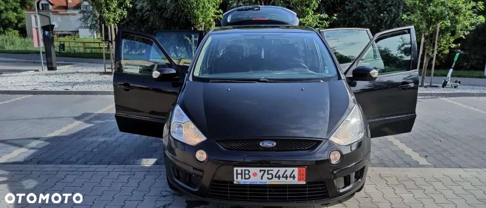 Ford S-Max - 27