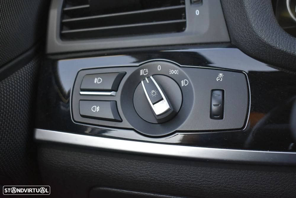 BMW X4 20 d xDrive xLine Pack M Auto - 20