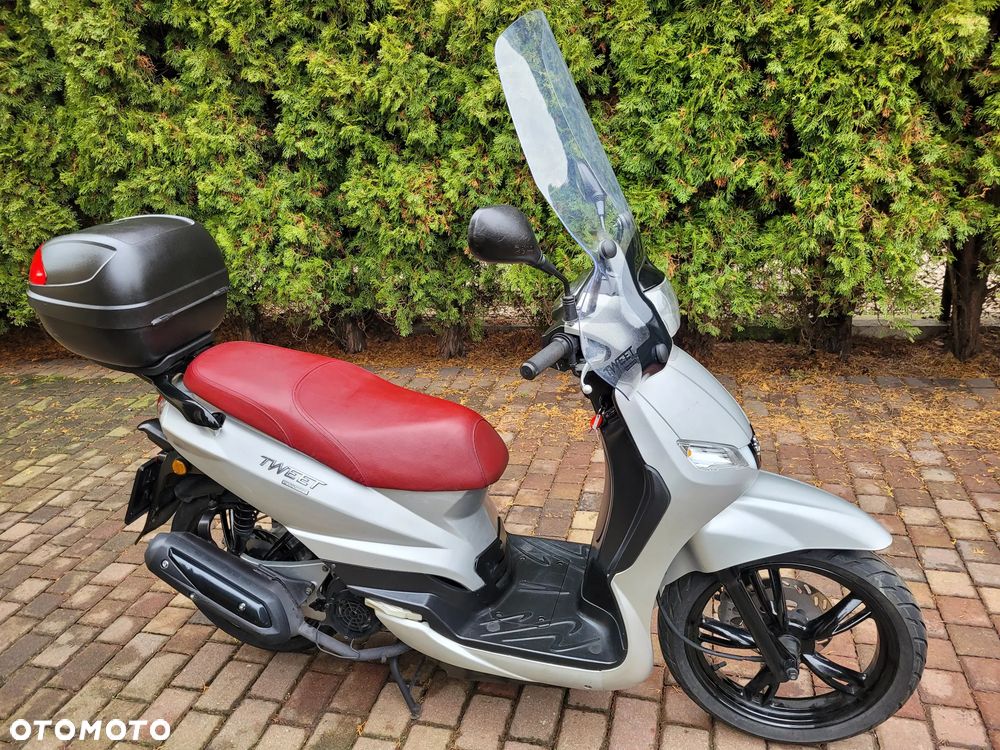 Peugeot Tweet - 29