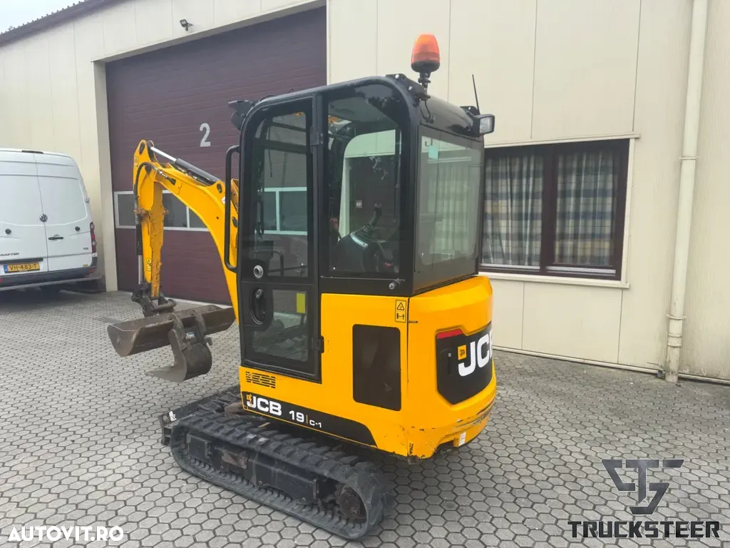 JCB 19C-1 - 7